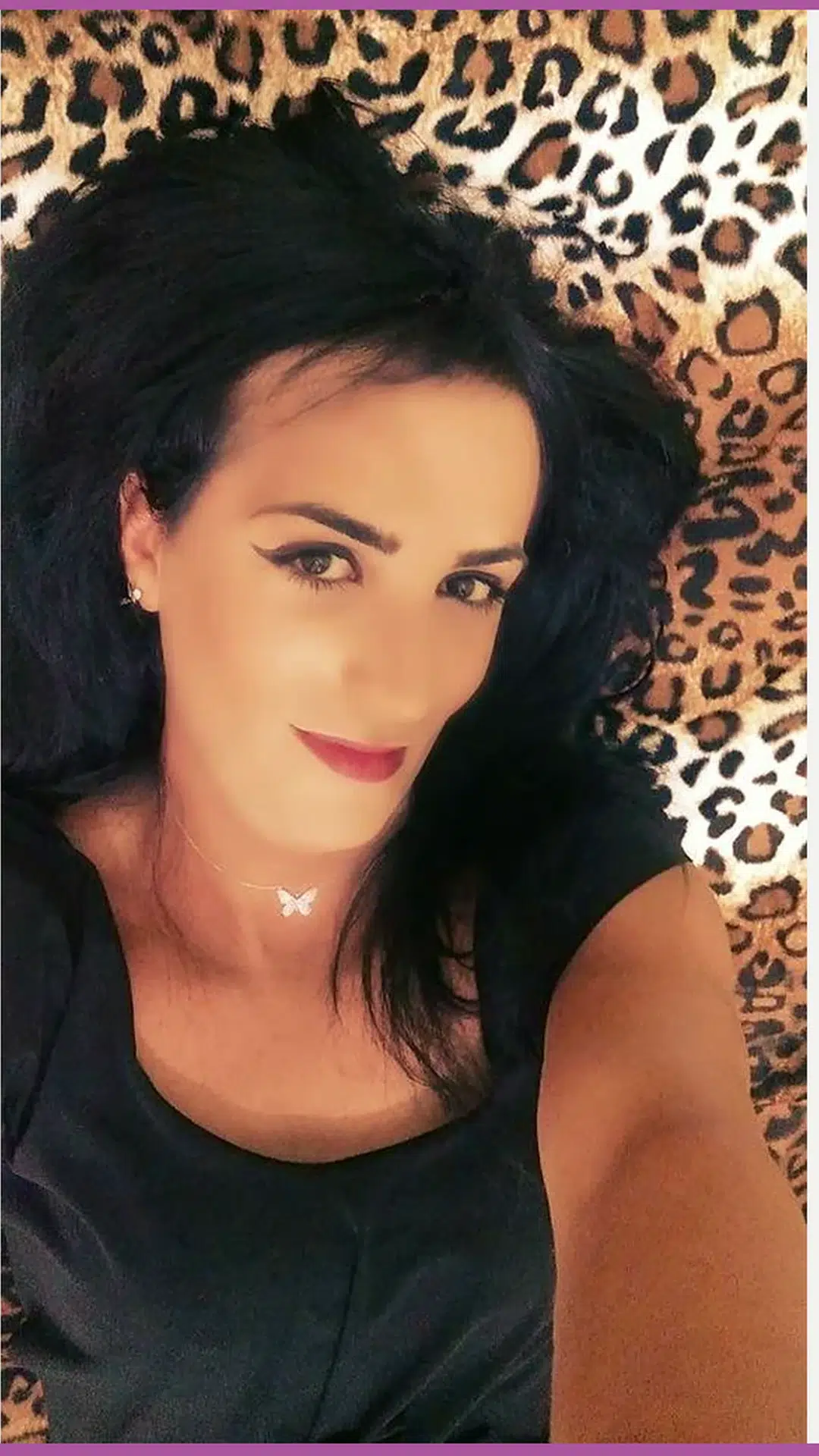 Balıkesir escort makalesi için kütüphane görseli 12, 01 portre